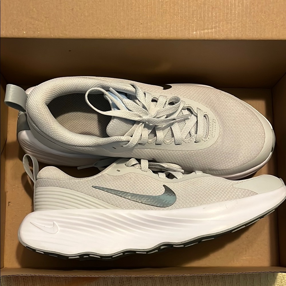 Nike White and Silver Running Shoes